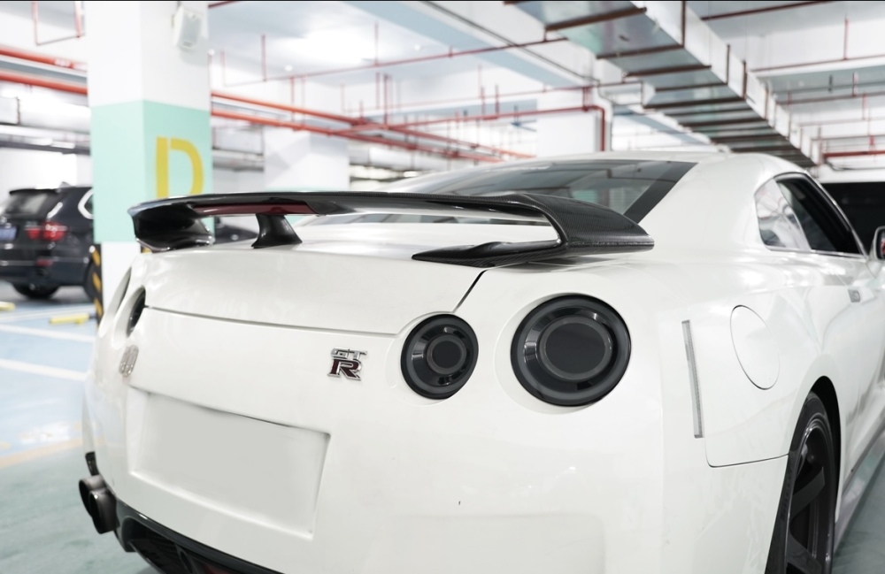 Craftc-Performance R35 Sequential Taillights(SMOKED LENS)