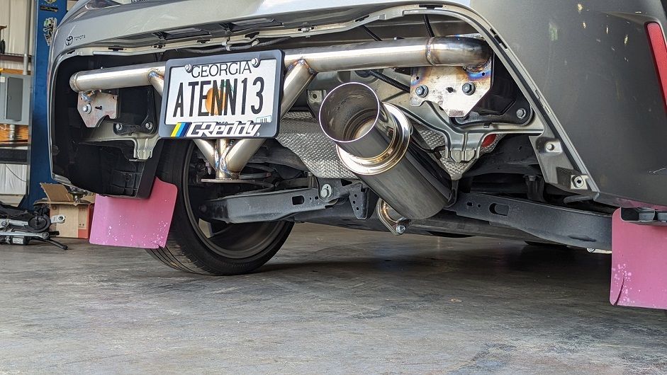 2JR Greddy Revolution Catback Exhaust for E210 Hatch – Aggressive Performance & Deep Sound