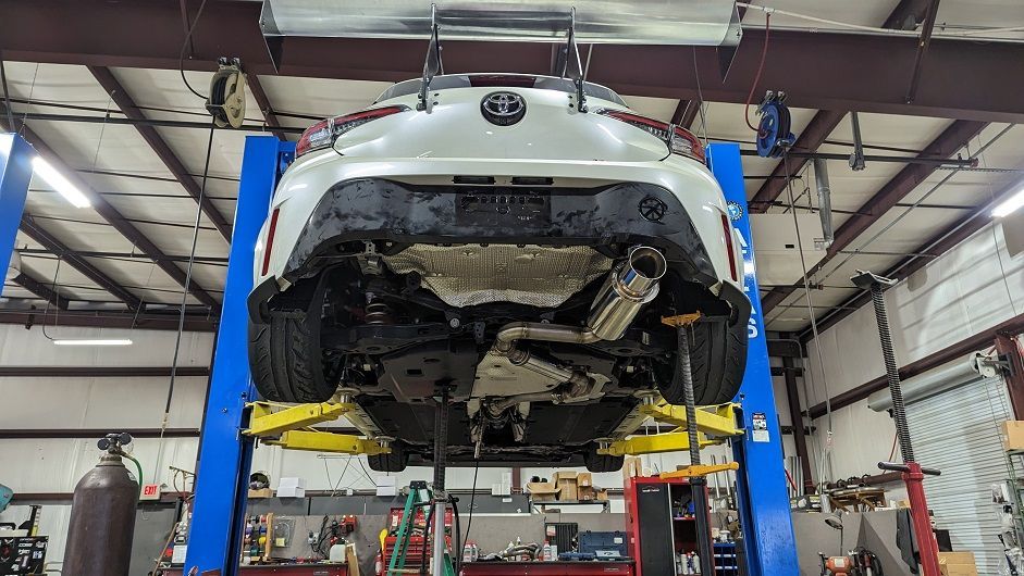 2JR Greddy Revolution Catback Exhaust for E210 Hatch – Aggressive Performance & Deep Sound