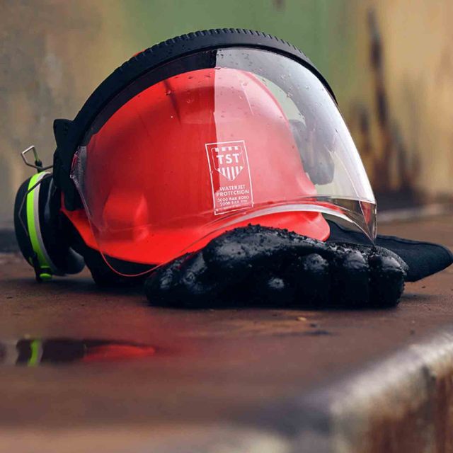 Topi keledar dengan Visor dan Pelindung Pendengaran untuk Perlindungan Kepala Operator Hydroblast