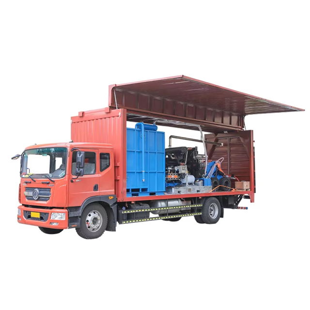 Équipement d'élimination du caoutchouc des pistes d'aéroport