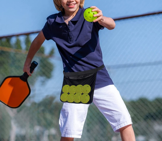 Multifunctional Pickleball Waist Pouch in Mesh