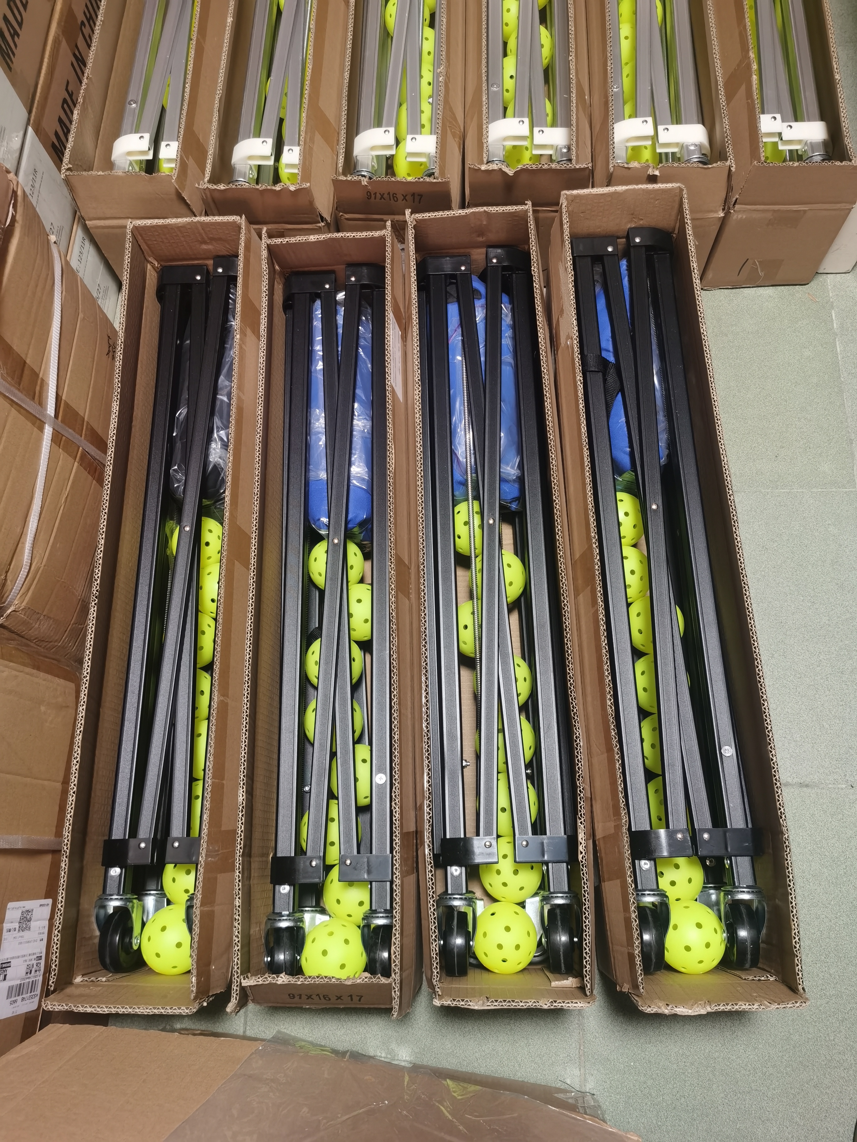Keranjang Bola Tenis Padel Pickleball Beroda Kapasitas Besar 160 Bola Kualitas Terbaik / Foldable Ball Cart Portable Ball Hopper with Wheels