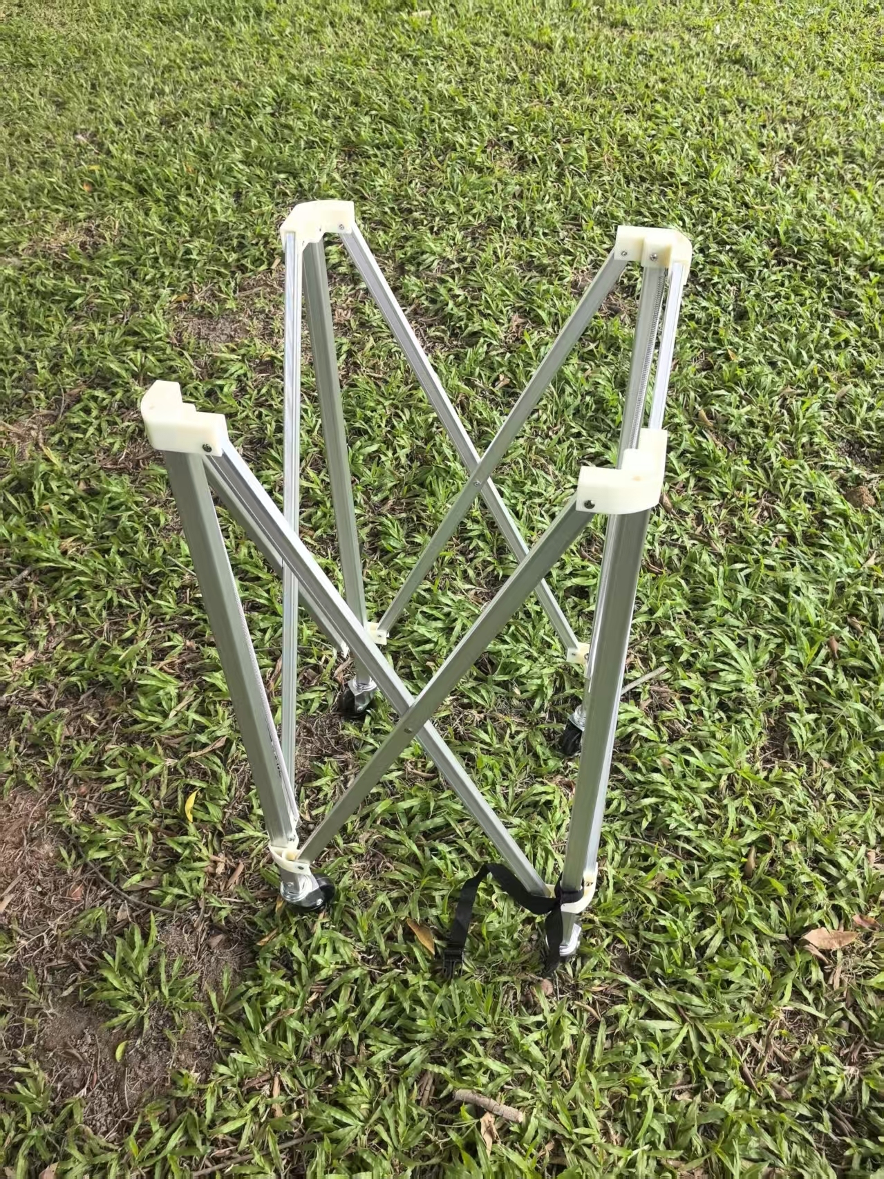 Keranjang Bola Tenis Padel Pickleball Beroda Kapasitas Besar 160 Bola Kualitas Terbaik / Foldable Ball Cart Portable Ball Hopper with Wheels