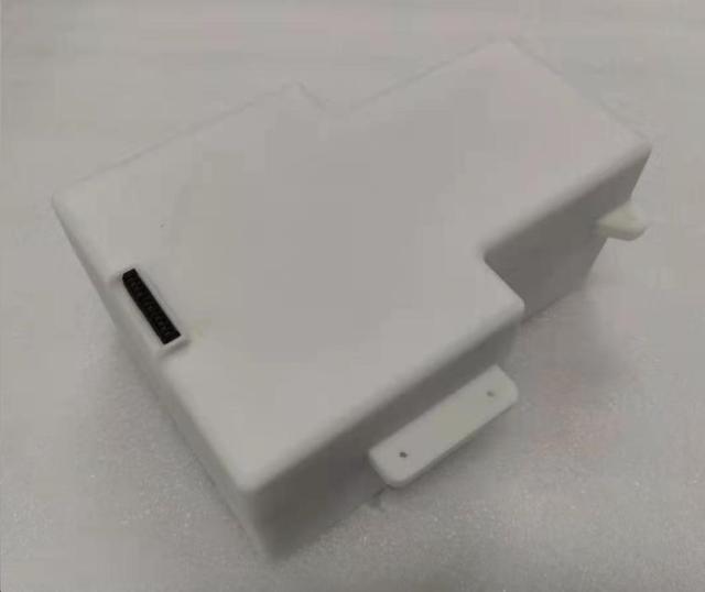 25.2V 18.2Ah 18650 7S7P NCM lithium battery pack with white plastic enclosure, mounting flanges and recessed multipin interface