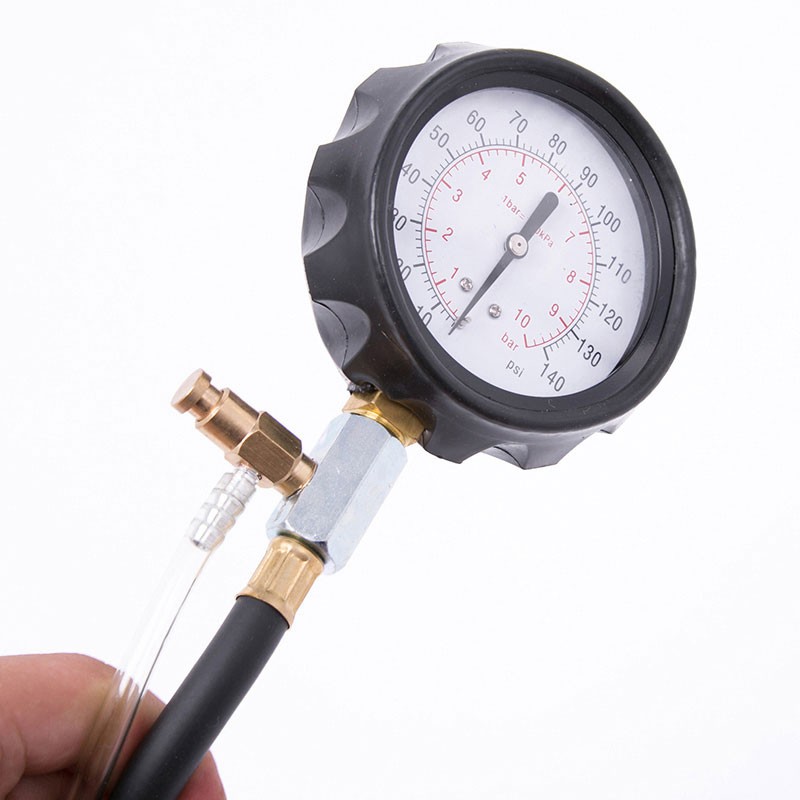 TU-114 燃油喷射压力表