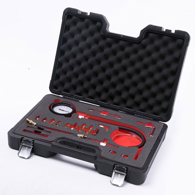 TU-114 燃油喷射压力表