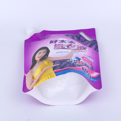 Laundry Bag with spout