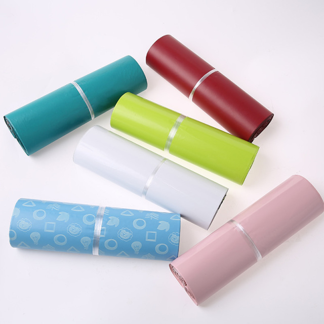 various colors poly mailer