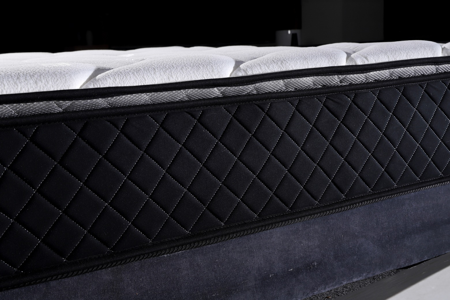 Memory foam mattress queen size home furniture bedroom pocket spring mattress natural latex mattress in a box