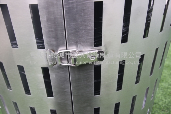 出口美国公园垃圾桶