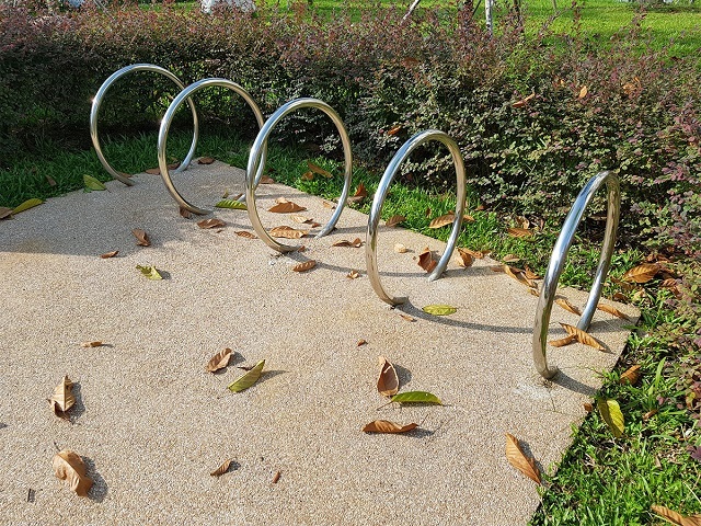 BR14 outdoor stainless steel bike rack