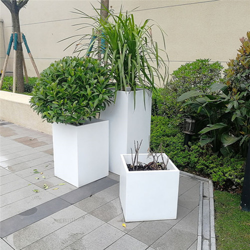 Modern Simple Outdoor Steel Planter