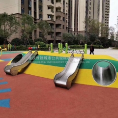 小区公园滑梯