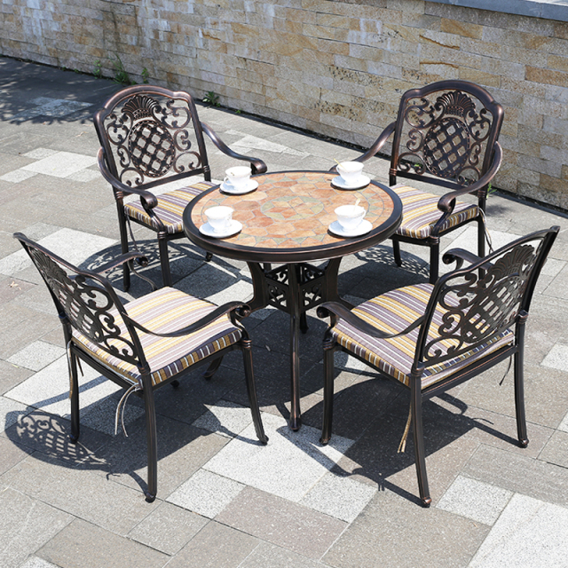 Round Cast Aluminum Dining Tables And Chairs