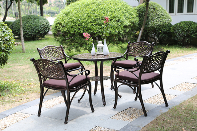 Leisure tables and chairs balcony