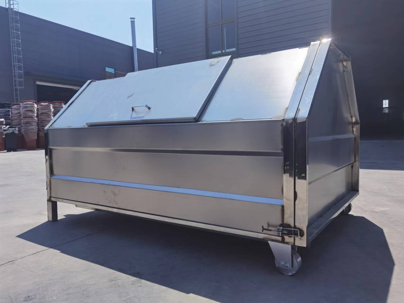 不锈钢勾臂箱生活垃圾转运箱