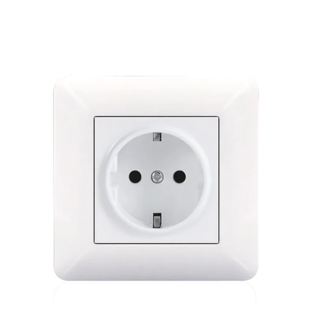 10A White PC Panel 3 Gang Light Switch Mannufacturer