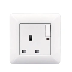 10A White PC Panel 3 Gang Light Switch Mannufacturer