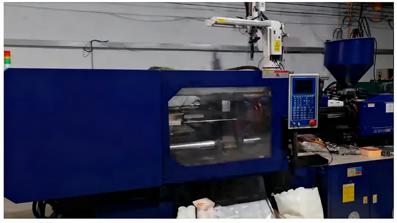 6 pack plastic can carrier manufacturing factory