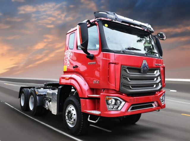 SINOTRUK HOWO NX 6X4 Tractor (RHD)