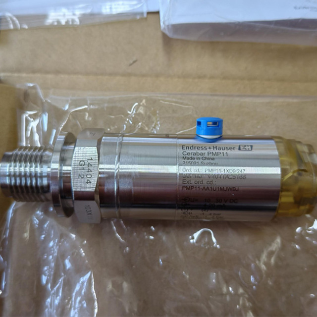 Transmisor de presión Swiss E+H modelo Cerabar PMP11-1XD9/247