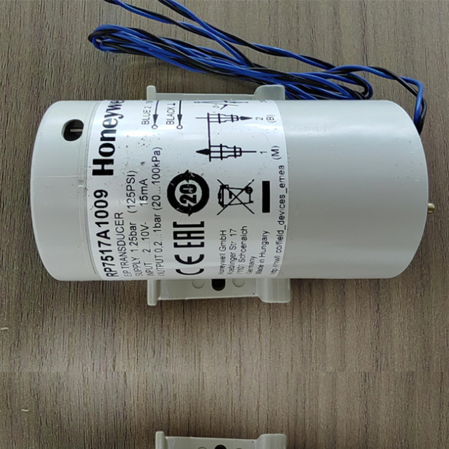 Honeywell Electronic Pneumatic Sensor Model RP7517A1009