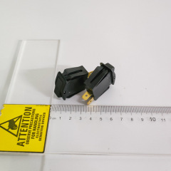 Interruptor basculante americano OTTO modelo K1AHCAAAAA Resistente a rayos UV y disolventes