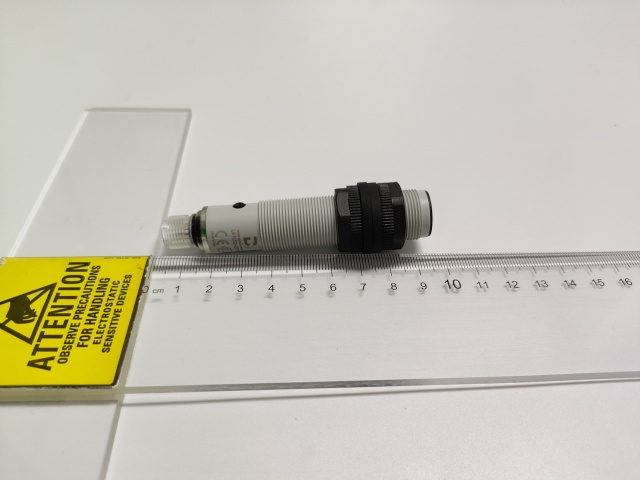 Sensor ultrasónico italiano Micro Detectors serie UK1 UK1C/G2-0ESY