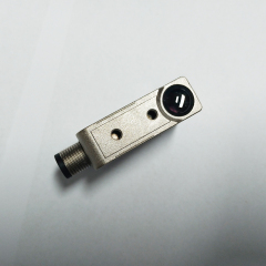 德国Leuze偏振镜反射式光电传感器PRK18B.T2/PX-M12现货