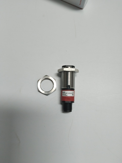 LEUZE ET328I-400F.3/4P-M12 现货