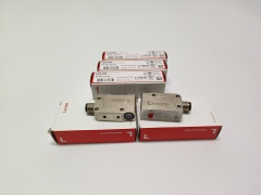 德国Leuze非偏振镜反射式光电传感器RK18B.1/2N-M12现货