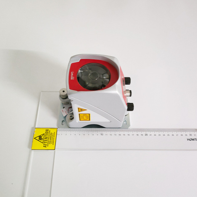 Sensor de alcance óptico alemán Leuze modelo AMS 304i 40
