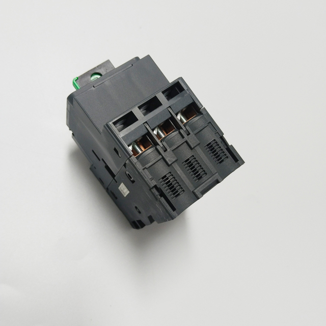 French Schneider Circuit Breaker GV2PM07C