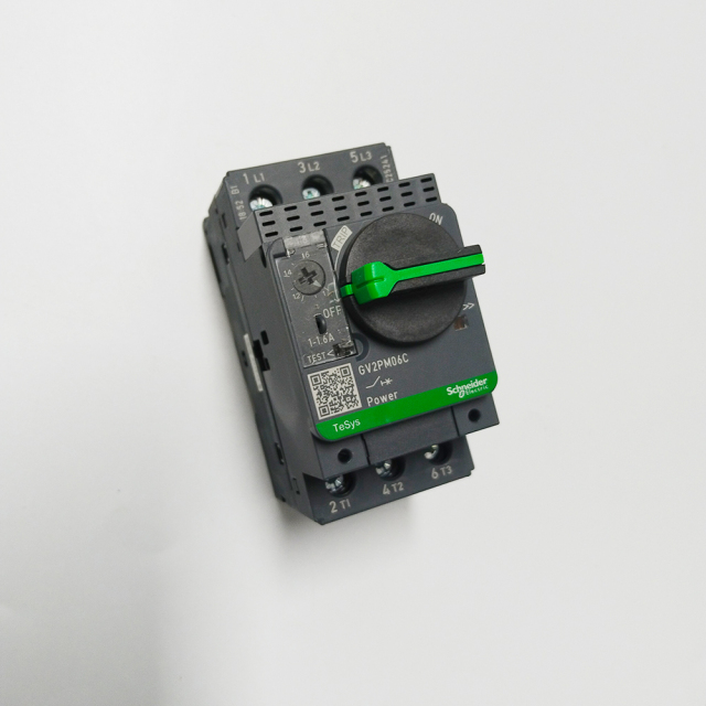 French Schneider Circuit Breaker GV2PM06C