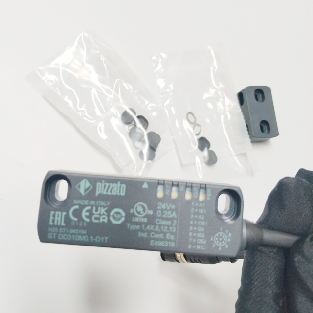 Pizzato ST DD310M0.1-D1T - RFID Safety Sensor