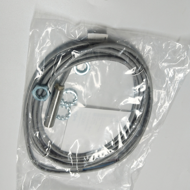 Balluff BES M12MI-PSC40B-BV03 Inductive Proximity Sensor