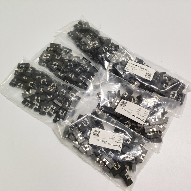 MENTOR 2615.1231 Adapter