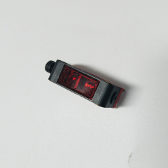LEUZE Diffuse sensor with background suppression In Stock HT5B/4X-M8
