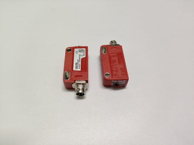 Còn hàng Tiếng Đức LEUZE HT3CI.X/4P-M8 Cảm biến khuếch tán với chế độ loại bỏ nền