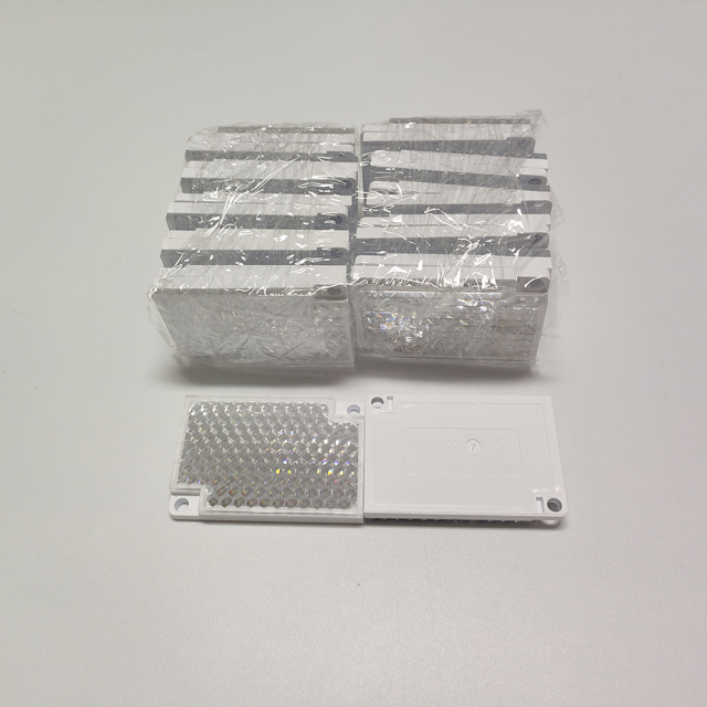 Còn hàng Tiếng Đức LEUZE TKS 40X60 Gương phản xạ
