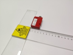 In Stock German LEUZE Polarized Retro-Reflective Photoelectric Sensor IPRK 18/A L.4