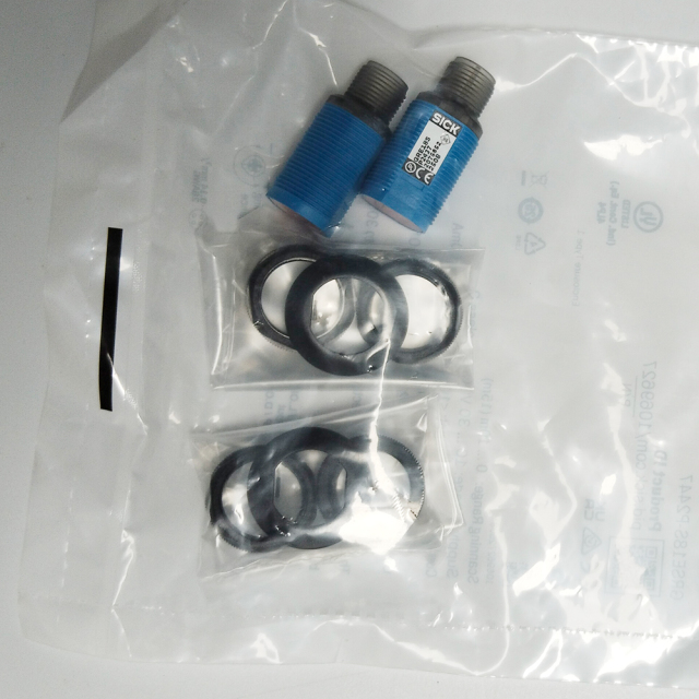 In Stock German SICK Photoelectric Sensors GRSE18S-P2447