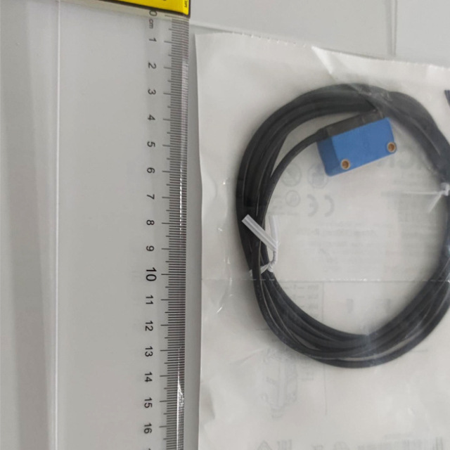 In Stock German SICK Mini Photoelectric Sensor Model GTE6-P1211 G6  Series Genuine Spot