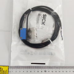 In Stock German SICK Mirror Reflective Photoelectric Sensor G6 Series Model GL6G-P1212