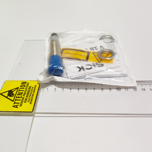 In Stock German SICK Photoelectric Sensors VL18L-4P324