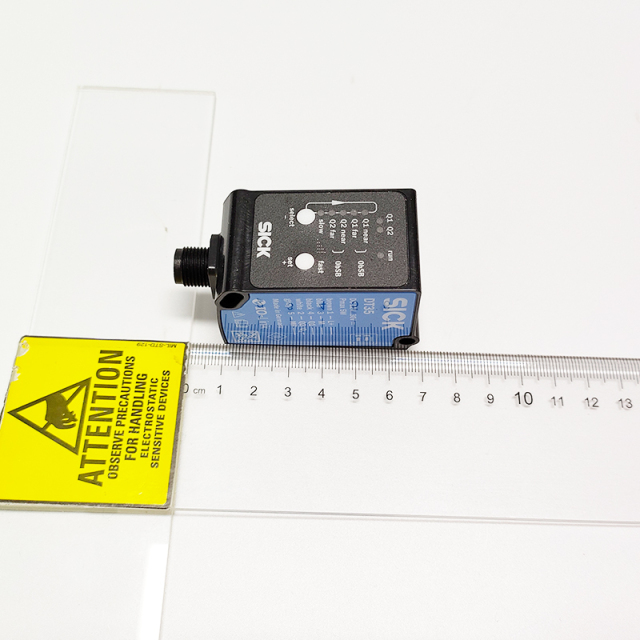 In Stock German SICK Laser Distance Sensor Model DT35-B15251