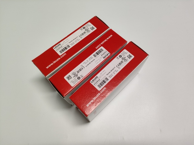 In Stock German LEUZE Diffuse Sensor With Background Suppression HT3CPP/4P
