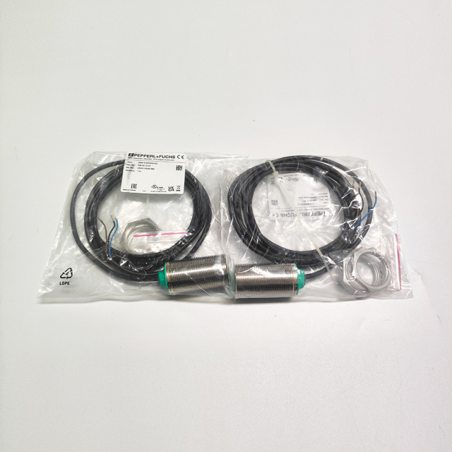 In Stock German P+F  NBB15-30GM50-E2 Proximity Switch