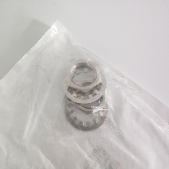 In Stock German LEUZE Inductive Switch IS 118 MM/4NO-8E0-M12